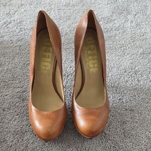 Offi Women's Tan Heels